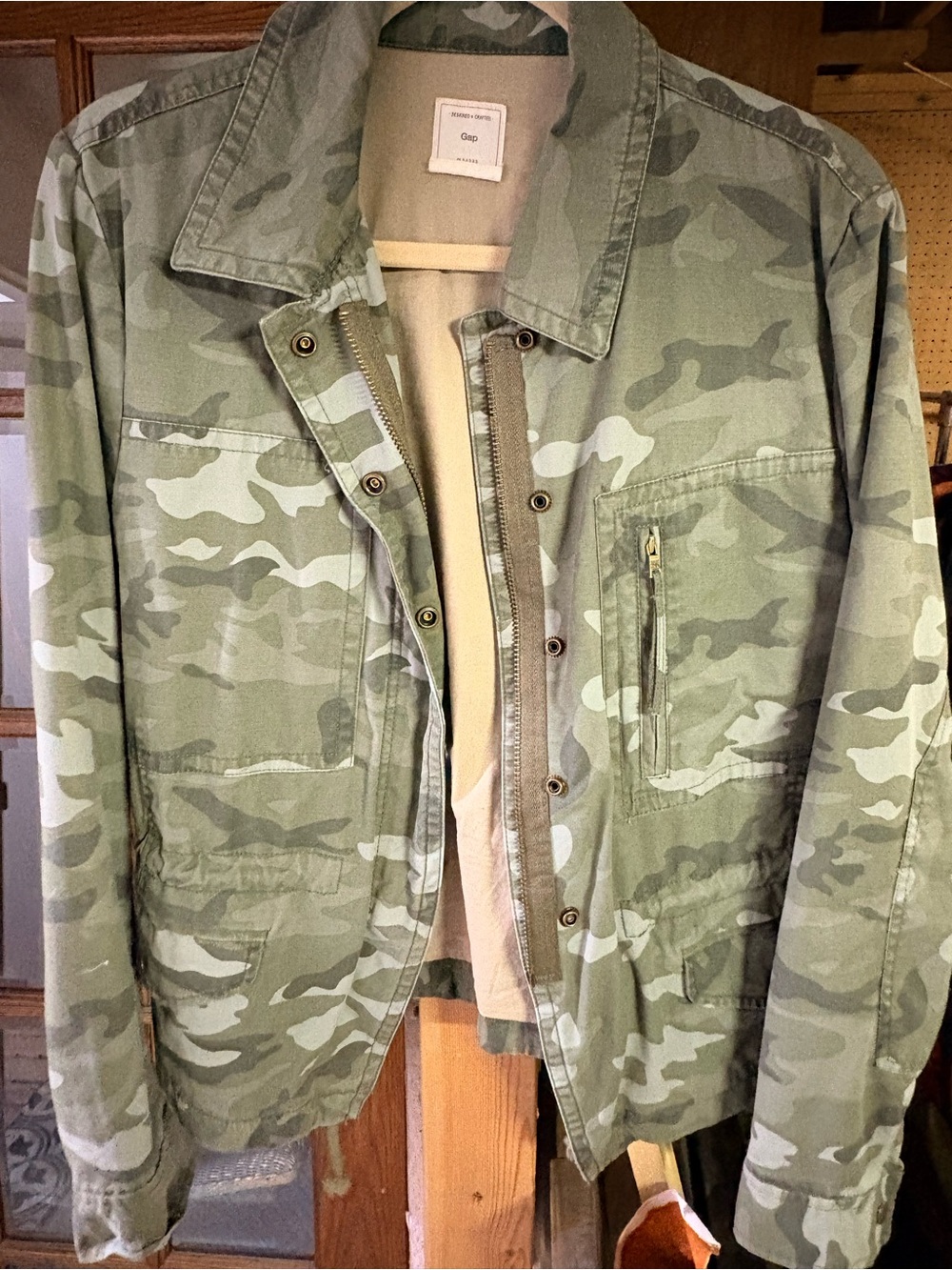 GAP woman’s  Green Camouflage Field Jacket